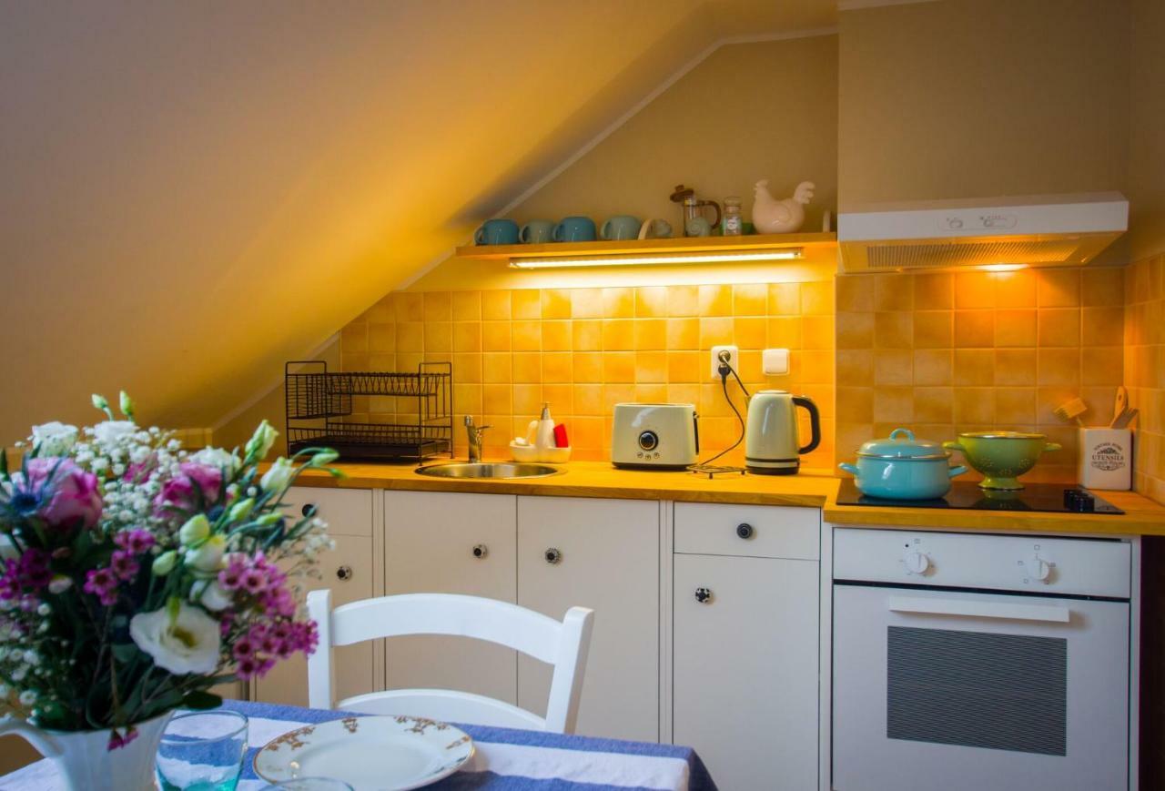 Apartman U Mluvicich Kamenu Stare Krecany Luaran gambar